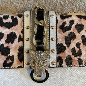 Aldo classy chain shoulder bag.
